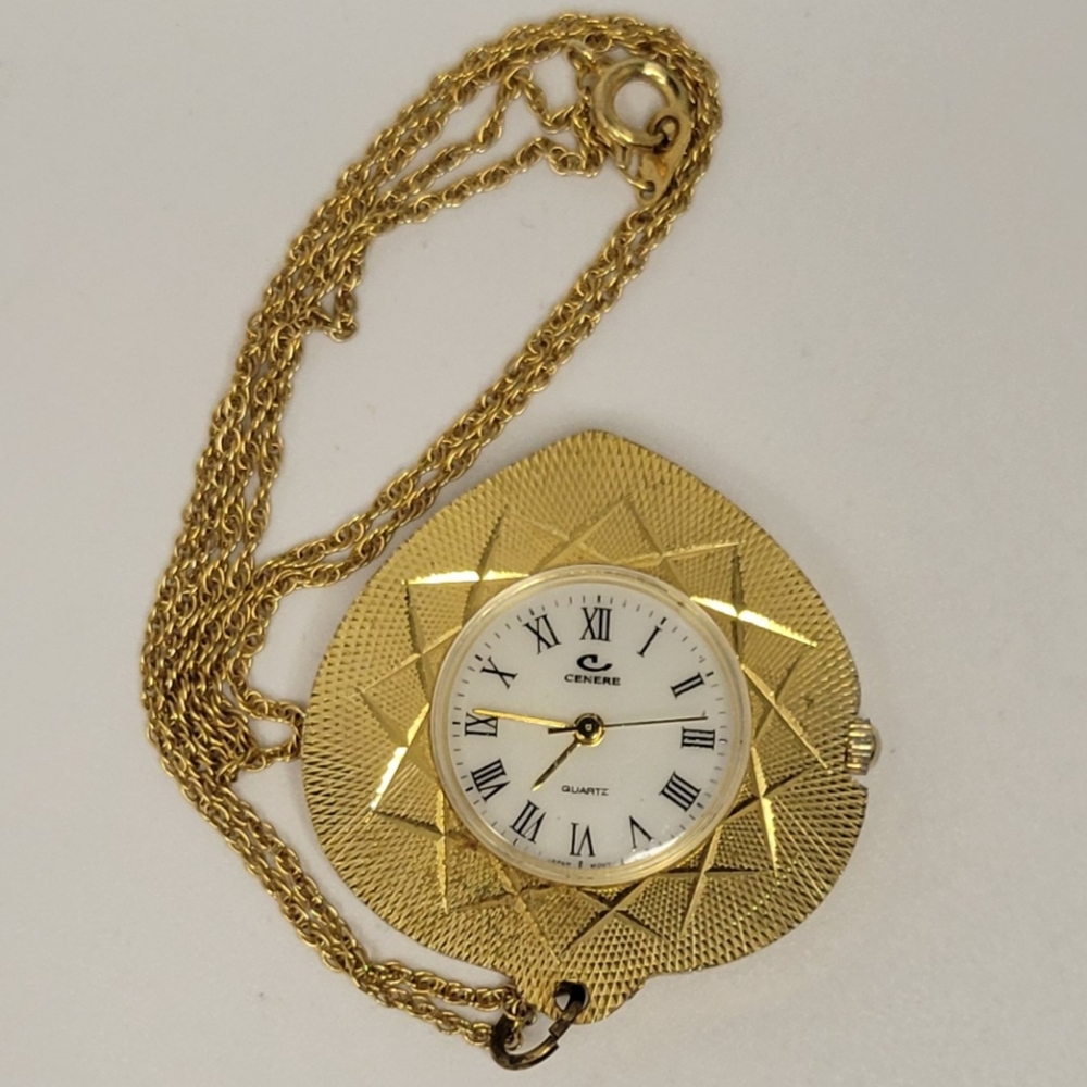 ▪︎Cenere Pendant Watch